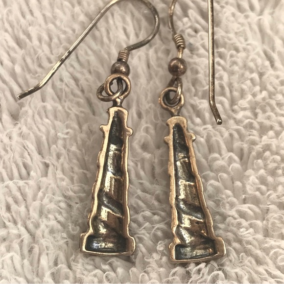 Pierced Earrings Lighthouse Light House Gold-tone Striped J Hook Beach Themed - Picture 5 of 7